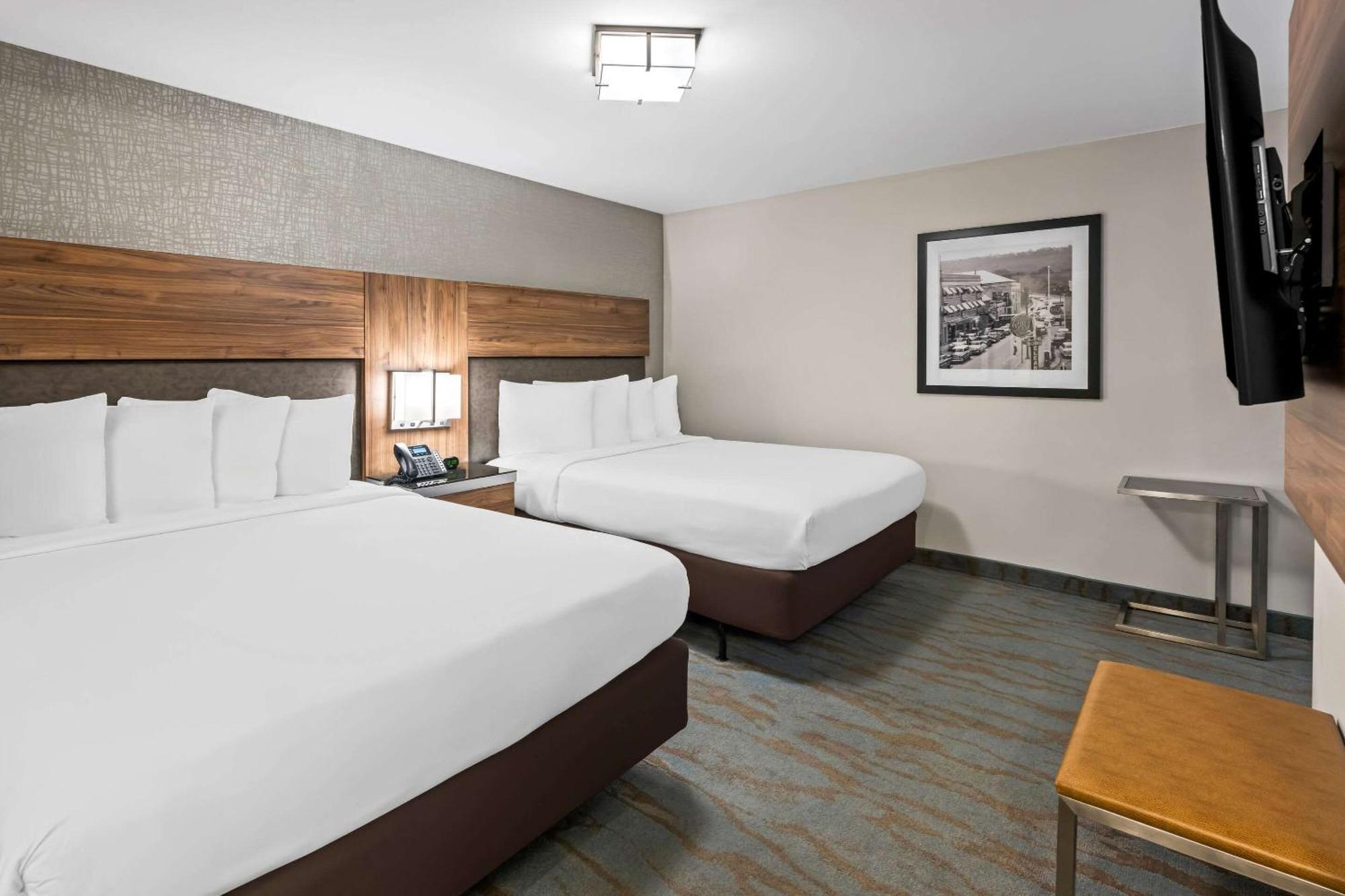 The Penn Stroud, Stroudsburg - Poconos, Ascend Hotel Collection Экстерьер фото