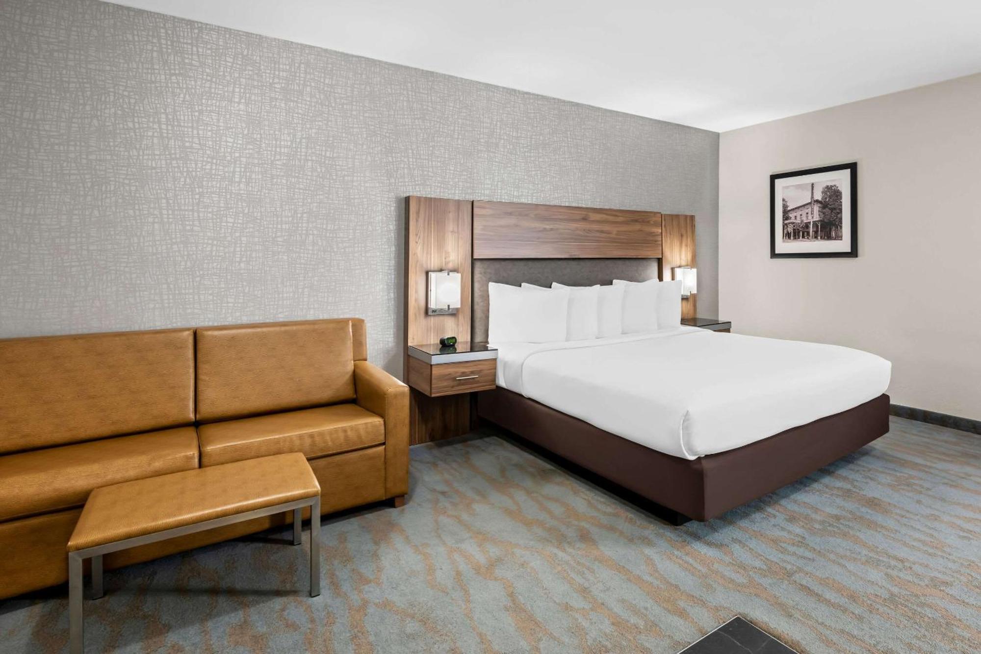 The Penn Stroud, Stroudsburg - Poconos, Ascend Hotel Collection Экстерьер фото