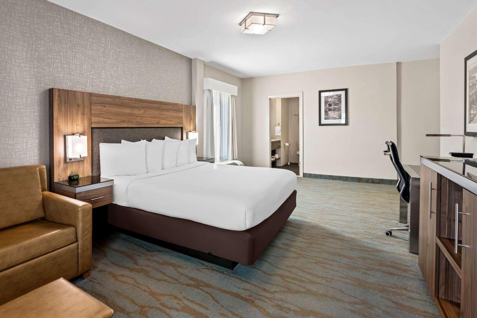 The Penn Stroud, Stroudsburg - Poconos, Ascend Hotel Collection Экстерьер фото