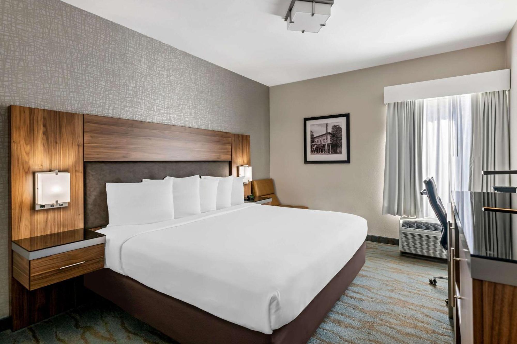 The Penn Stroud, Stroudsburg - Poconos, Ascend Hotel Collection Экстерьер фото