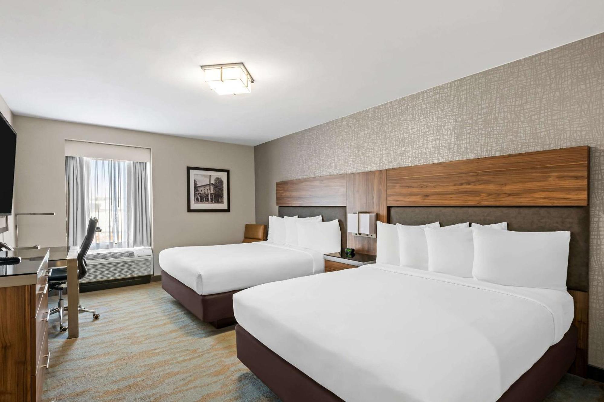The Penn Stroud, Stroudsburg - Poconos, Ascend Hotel Collection Экстерьер фото
